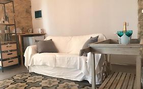 Suite Independiente De 45 M2 Con Banera En Pleno Casco Viejo